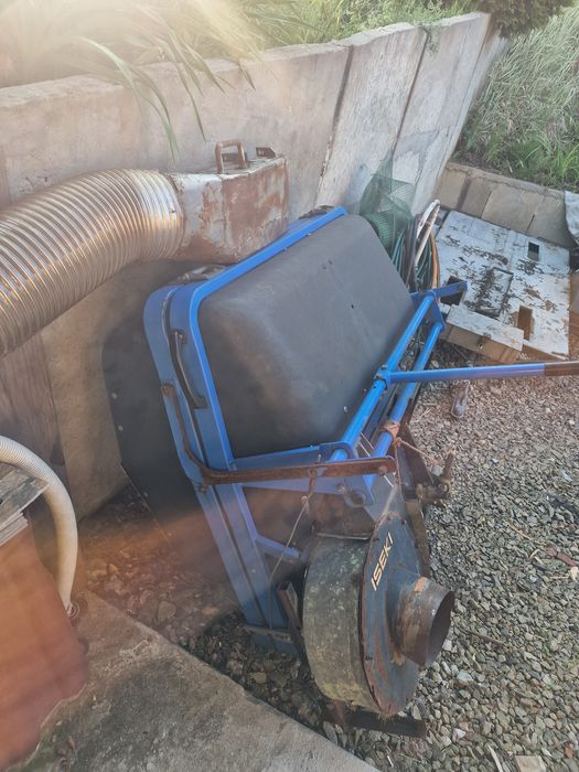 Tylny kosz do koszenia do traktorka iseki 2120