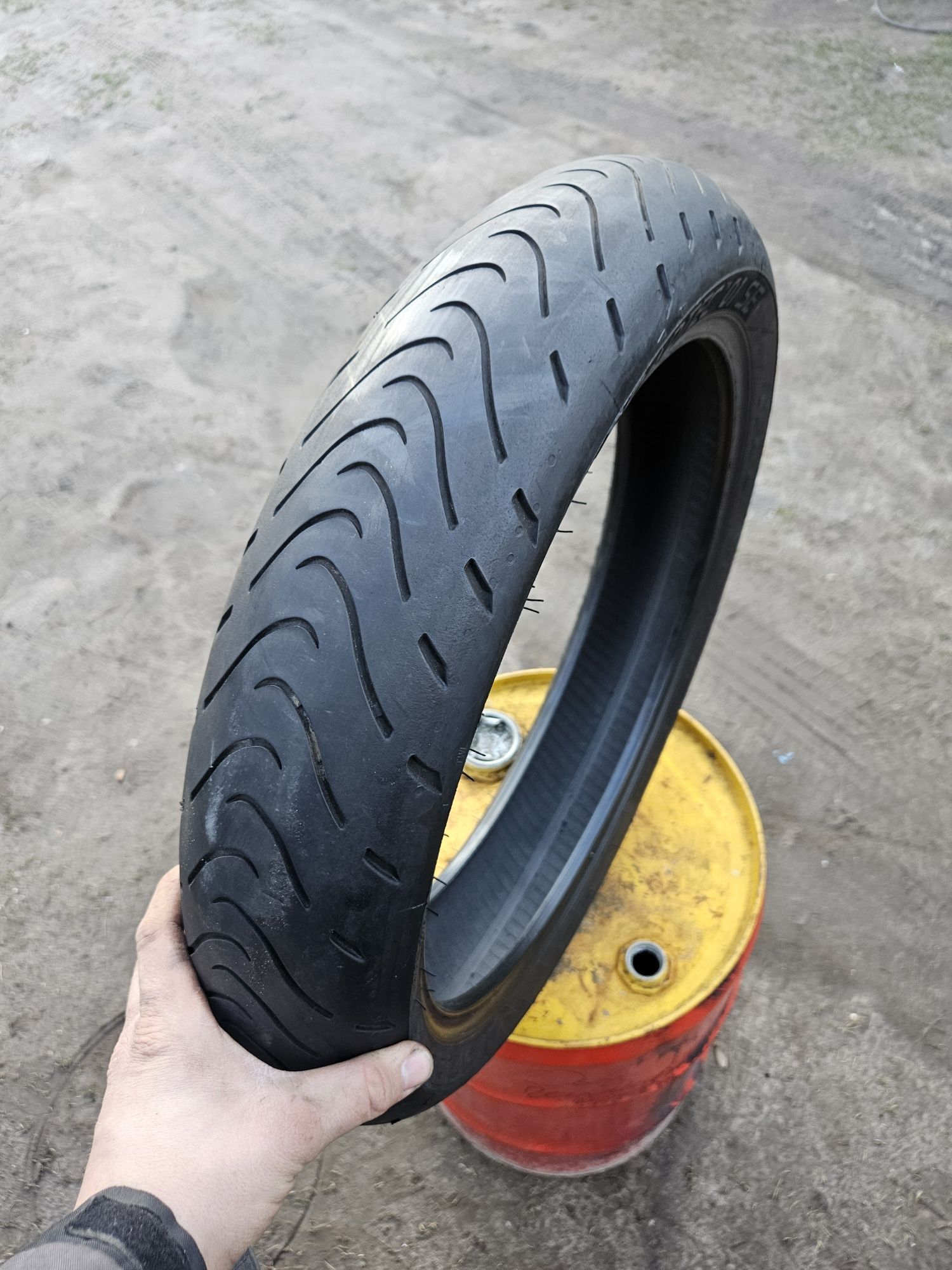 Metzeler RoadTec Q1 120/70R17 Dot 0923 Nr.1123