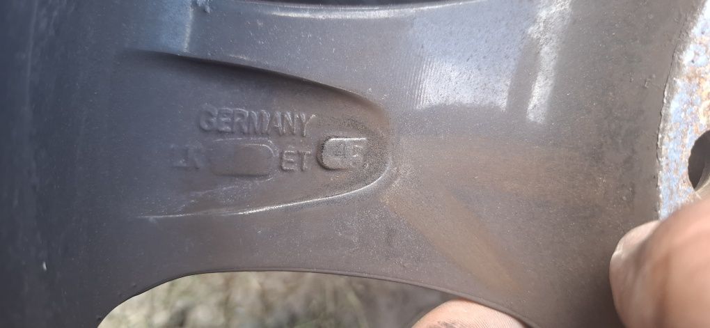 Комплект зимової гуми 205/55 r16 з дисками