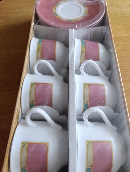 Чайный сервиз на 6 персон