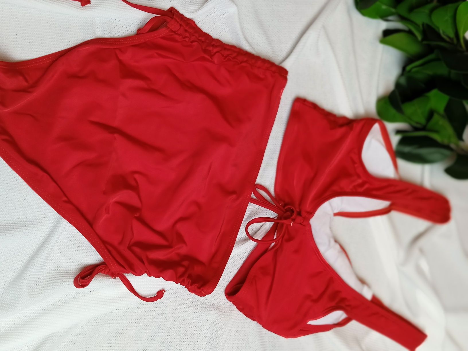 Kostium kąpielowy dwuczęściowy czerwony M strój na plażę basen wakacje