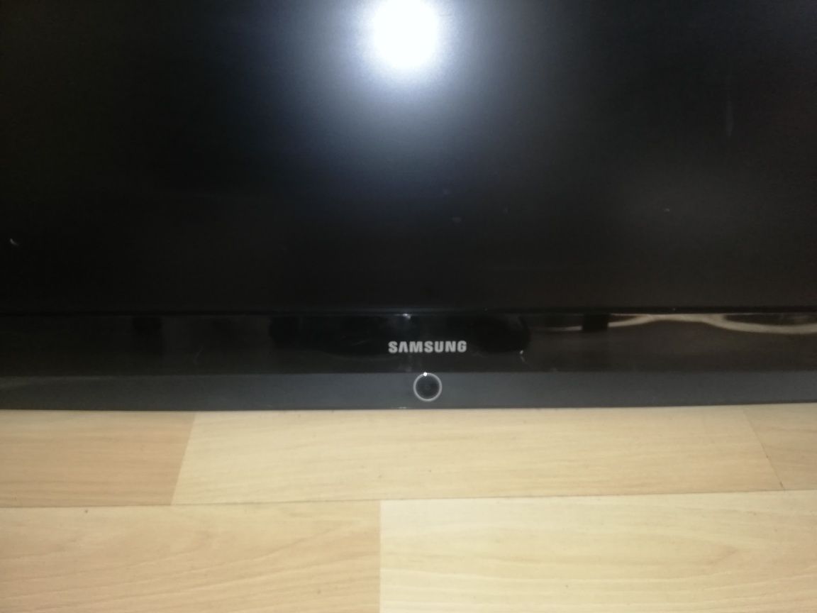 Sprzedam telewizor samsung 37cali Le37s62b