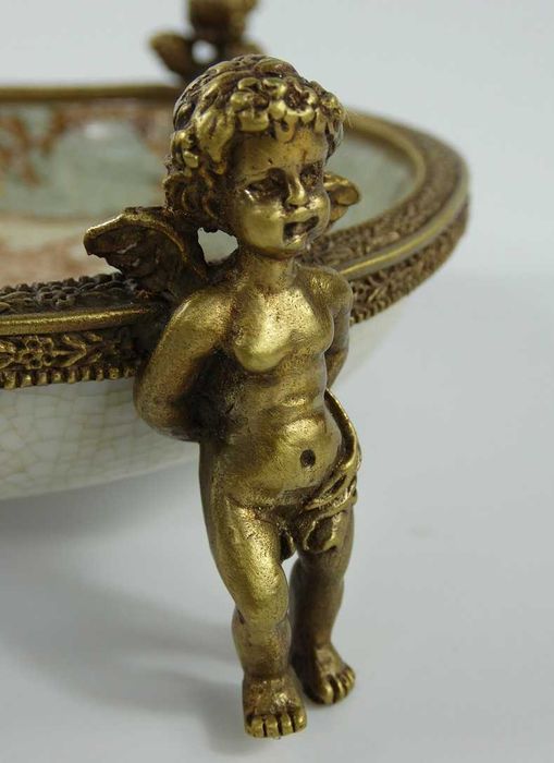 PATERA porcelana + brąz AMOR Putto paterka MYDELNICZKA