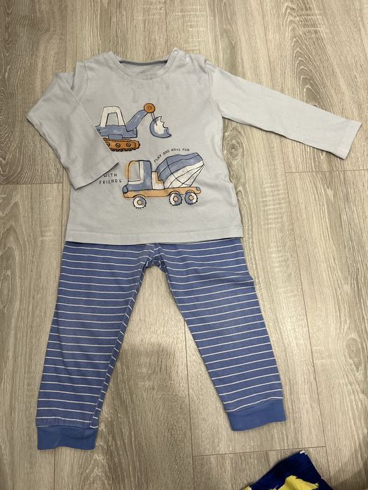 Пакет,набір піжам для хлопчика 18-24
