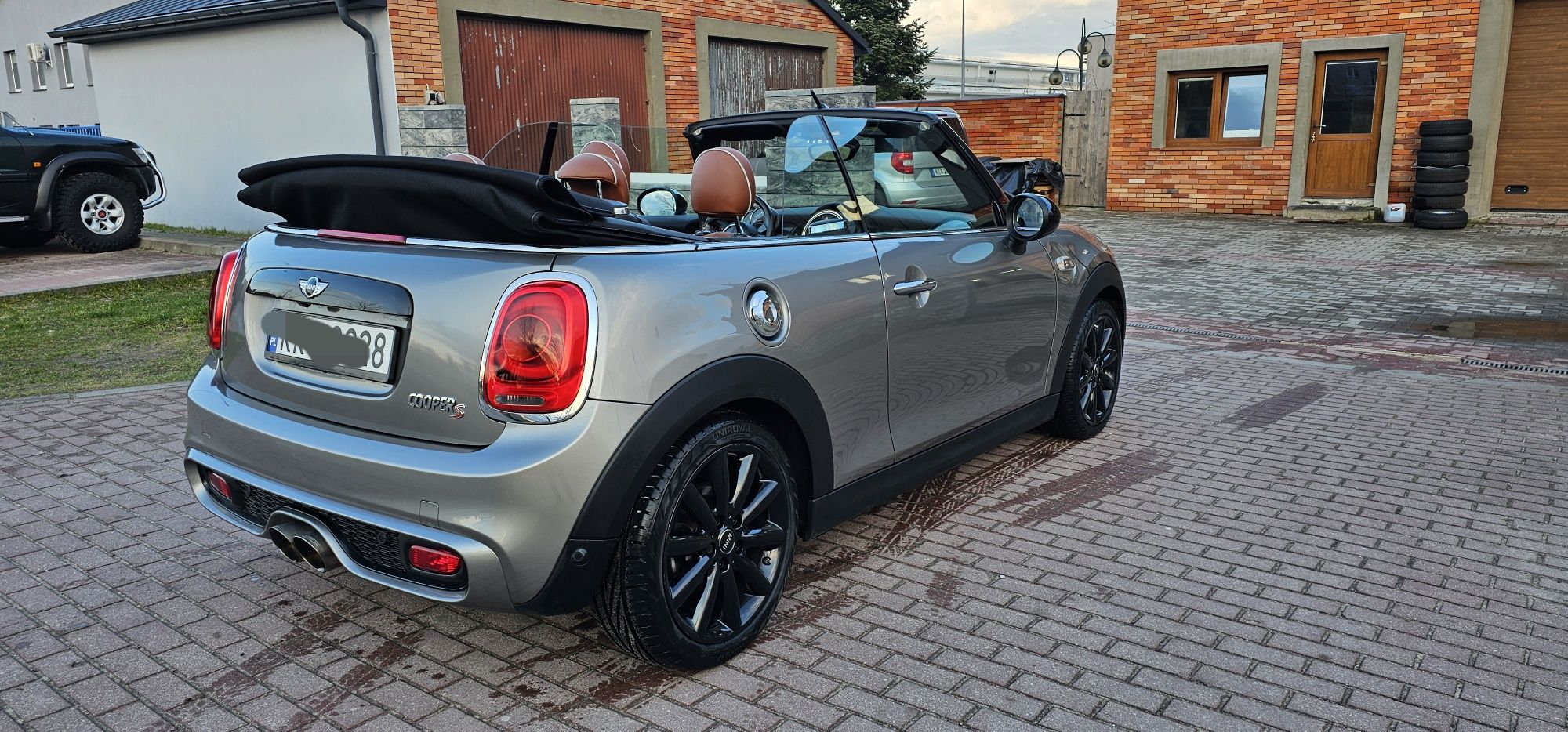 Mini Cooper S cabriolet 2.0 benzyna bogate wyposażenie ładny zamiana