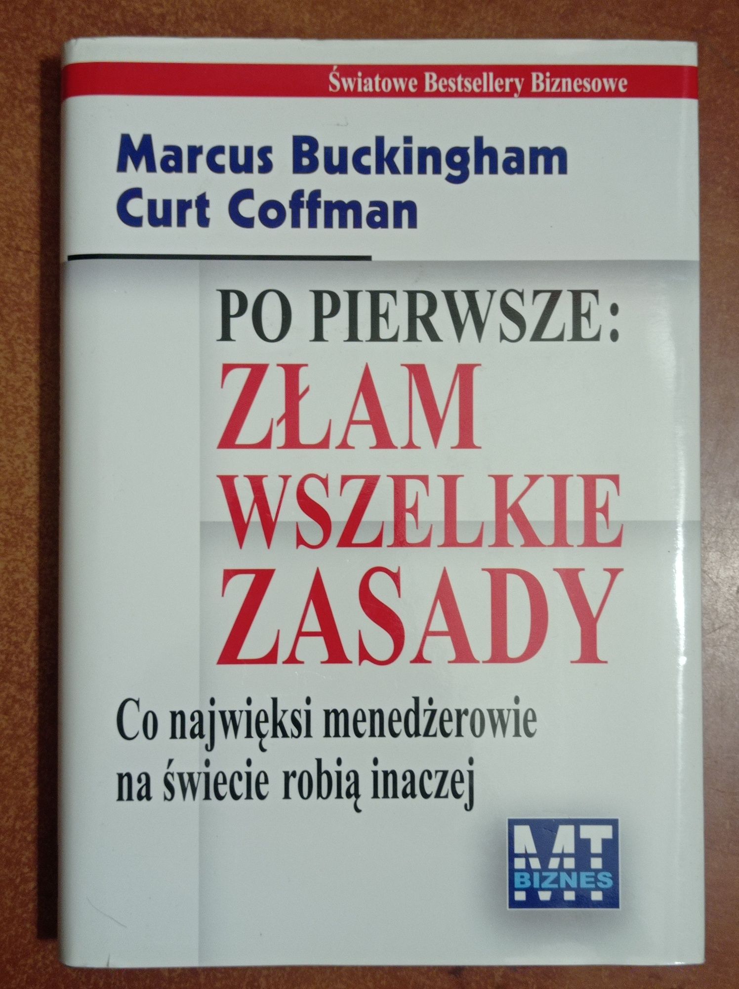 8 książek Analiza transakcyjna w zarządzaniu