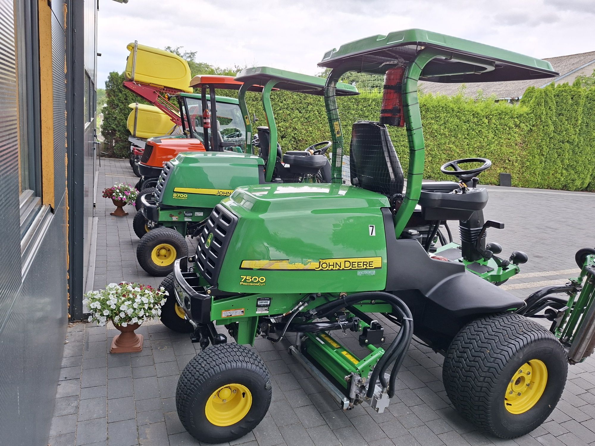 Kosiarka wrzecionowa John Deere 7500  2016 rok nie  toro kubota jacobs