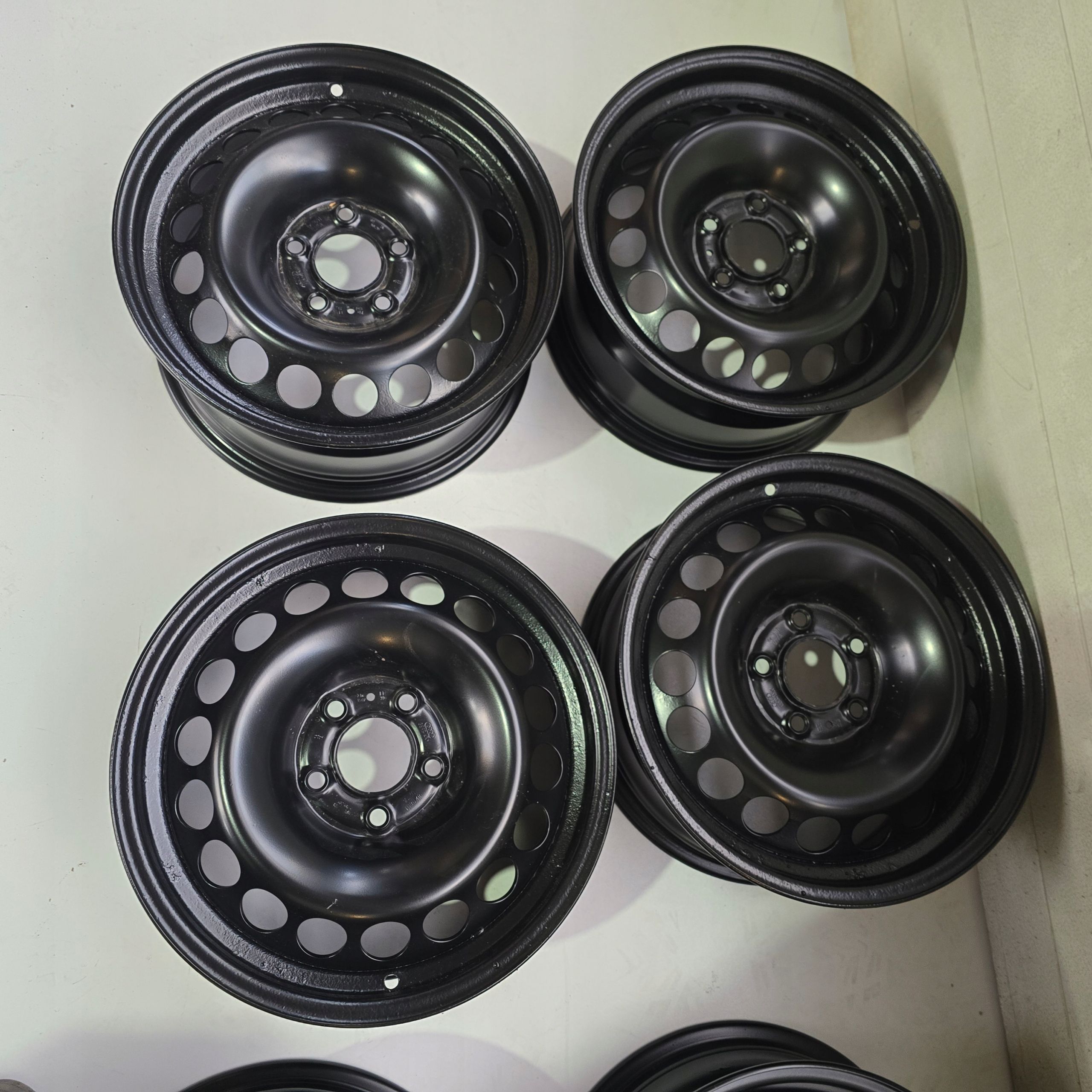 Audi A4 B8 8K0 5X112 16'' ET39 4X