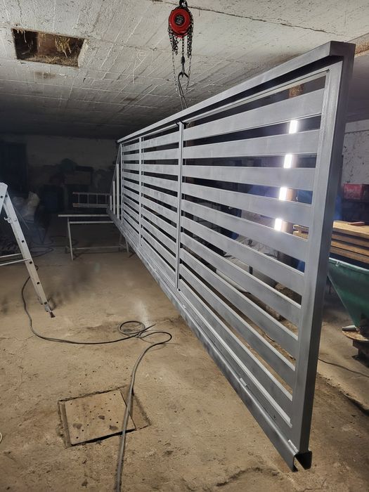 Piaskowanie renowacja maszyn rolniczych bram i ogrodzeń