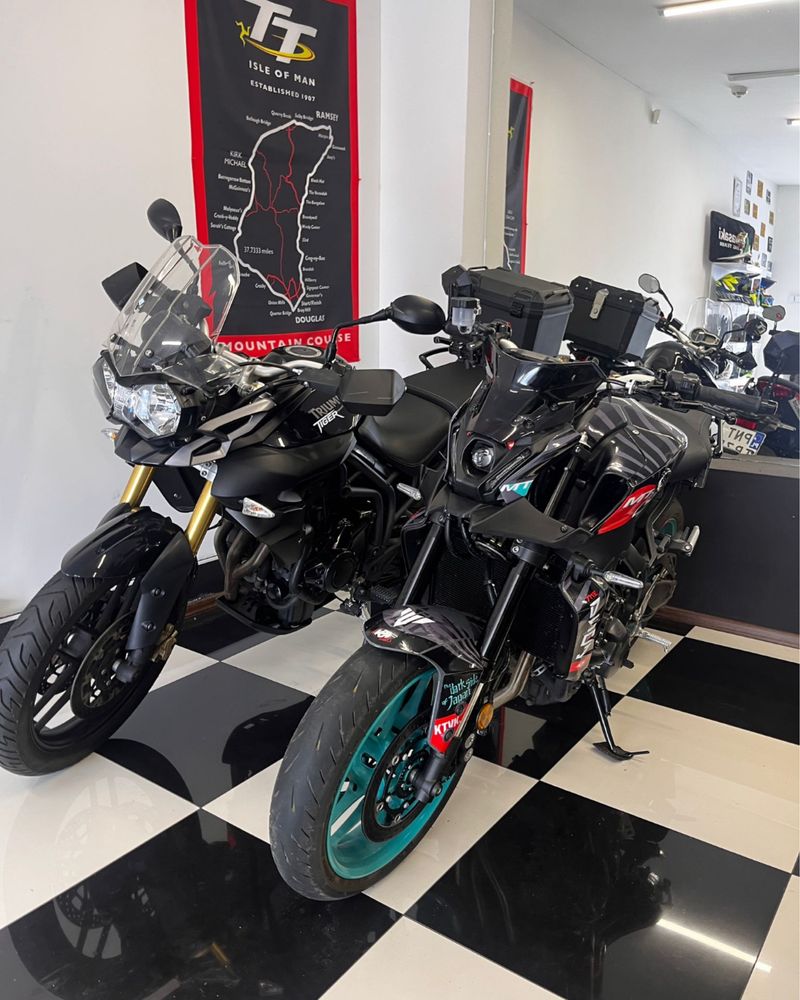 Yamaha MT9 cyklop na A2 Dark Side projekt wydech SC