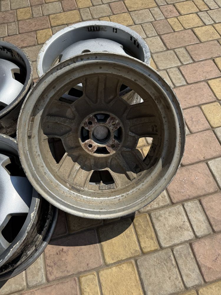 Продам диски 4х100 r15 с полкой