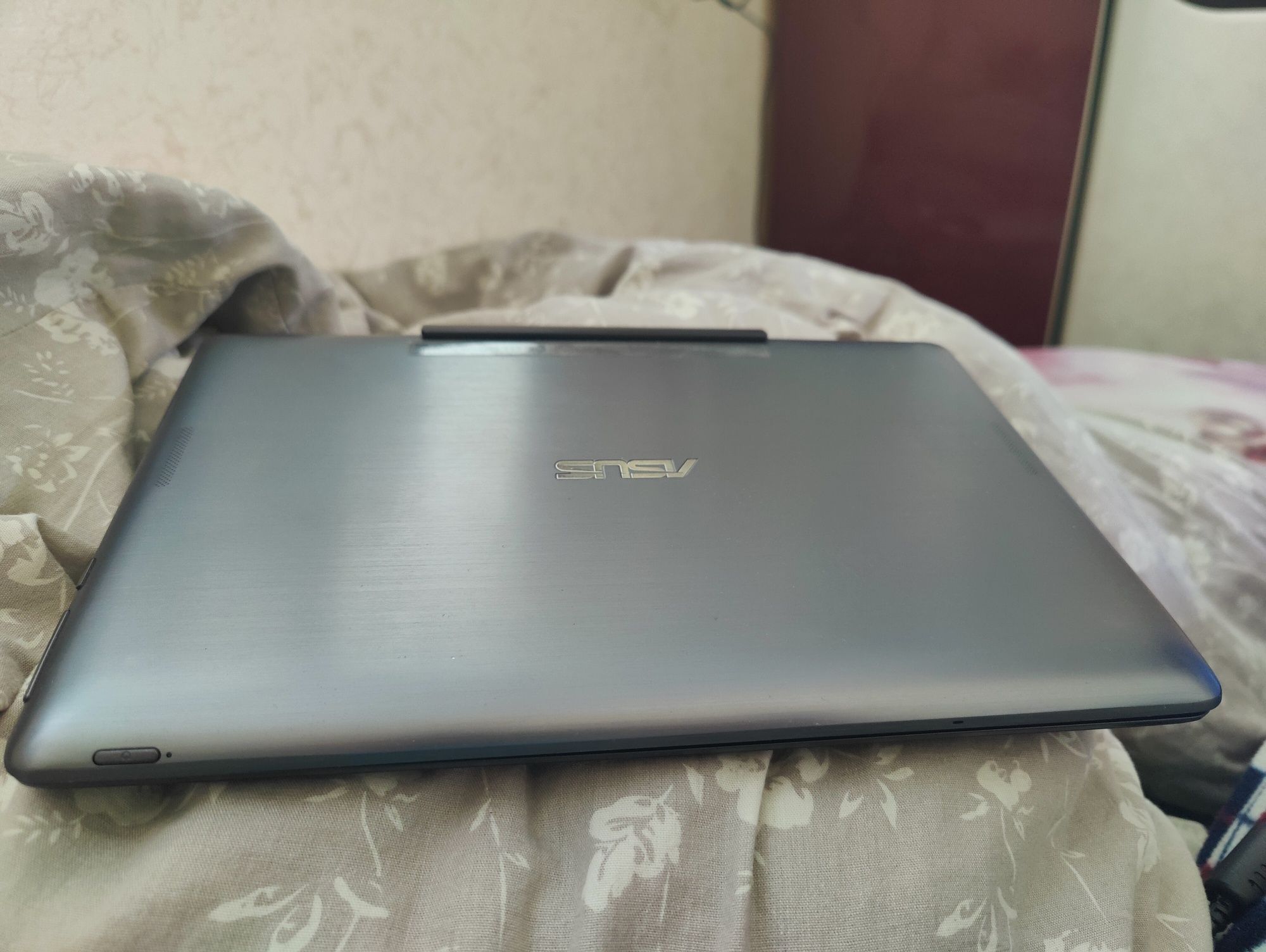 Asus Transformer book T100TAM 32+500.