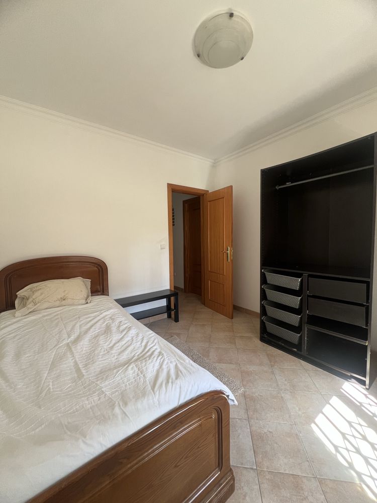 Quarto para Arrendar, T3, Quinta do Conde