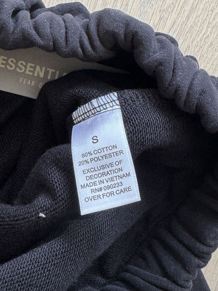 Шорти Essentials/шорти есентіалс/Esentials/FOG/Fear of God