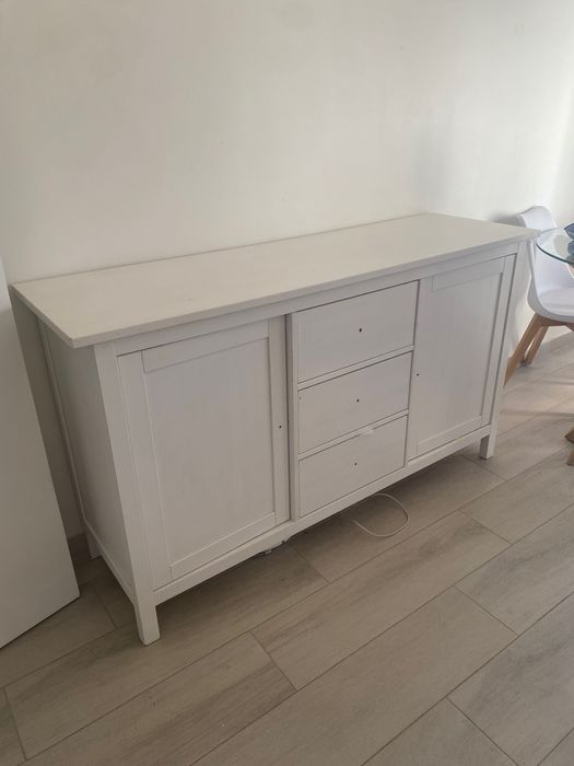 Aparador branco ikea