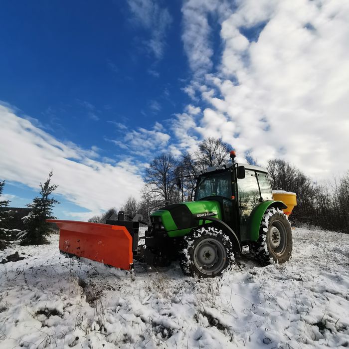 Odśnieżanie dróg, placów,dachów itp, minitraktory quad 4x4,minikoparka