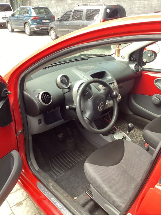 Тойота auris aygo