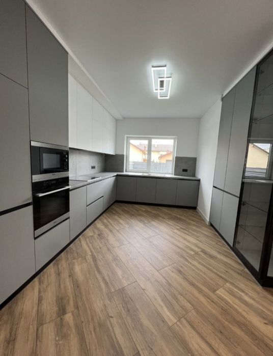 Продаж котеджу з ремонтом та меблями Рудно біля Львова.