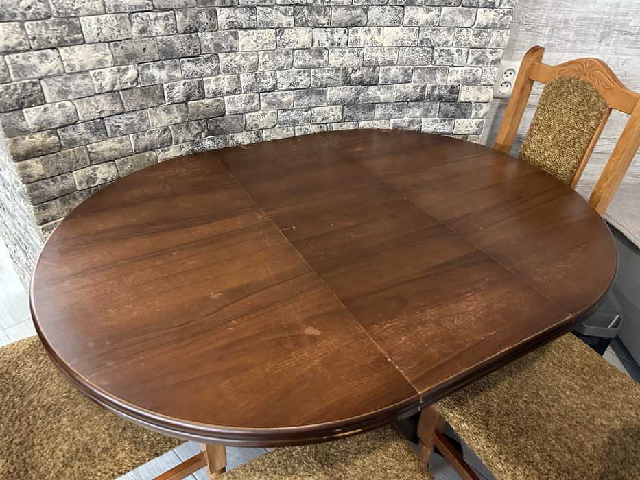 Обідній розкладний стіл + 4 стільці з масиву дуба