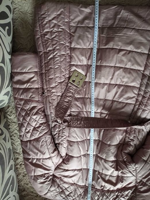 Продам зимову куртку із сапожками