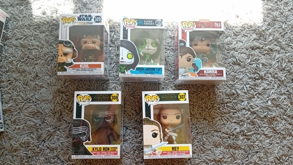 Funko POP różne na sztuki od 10 zł w pudełkach i bez