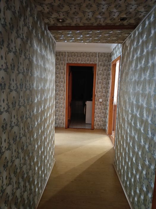 Продам 4 кімнатну квартиру, з автономним опаленням, велика кухня,Тинда