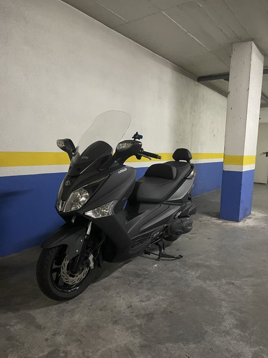 Sym 300gts de garagem