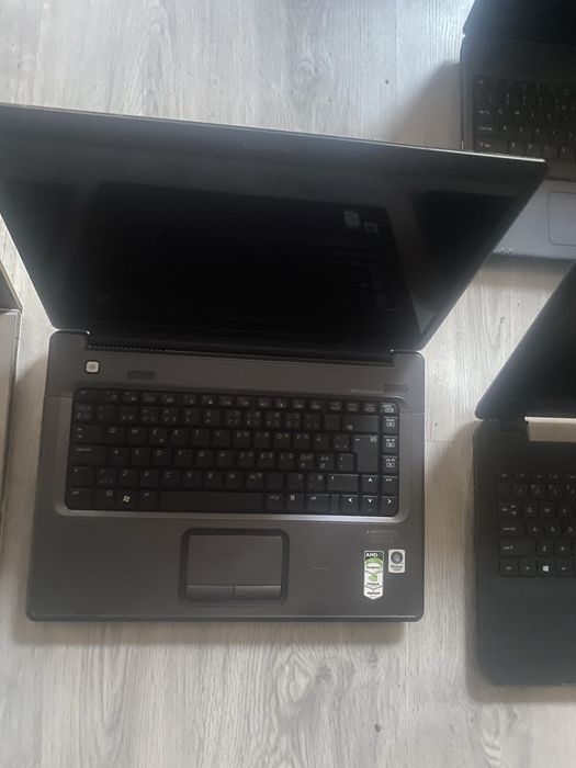 Laptopy retro mix elektroniki