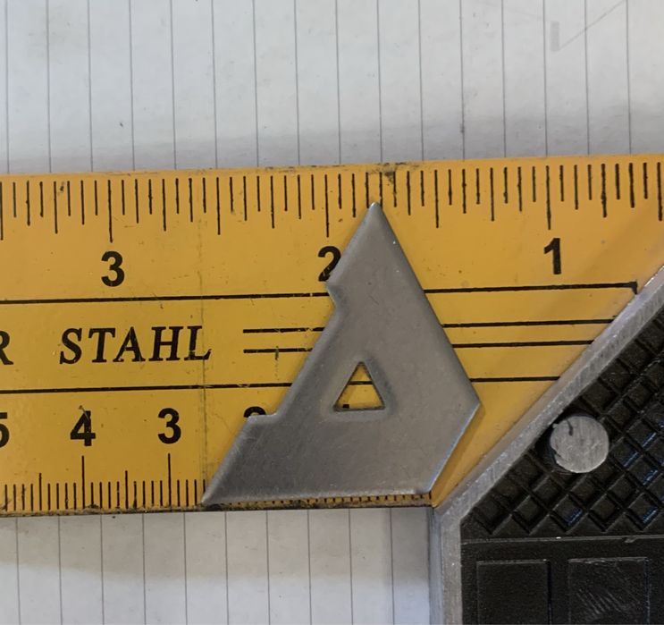 Металеві букви на поріг MAN