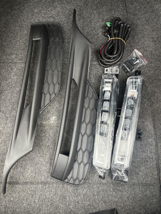 Противотуманки фары Хонда Акорд новые