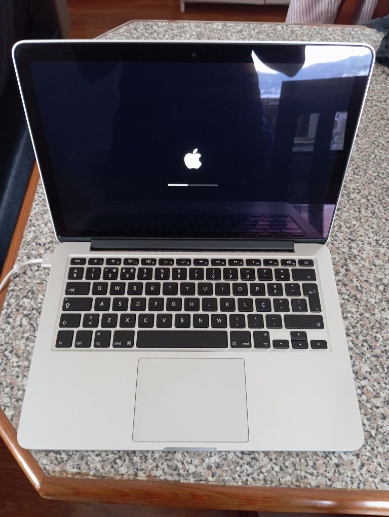 Computador da Apple Como NOVO ( versão 12.6.1)