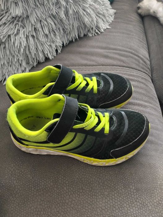 Buty sportowe dla chłopca