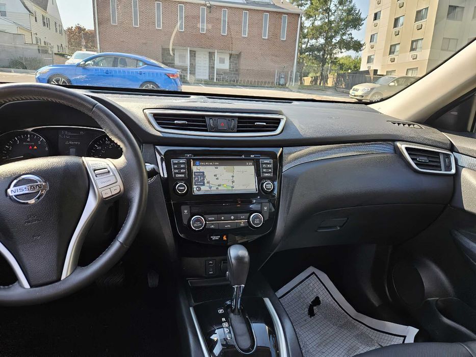 2015 Nissan Rogue SV
