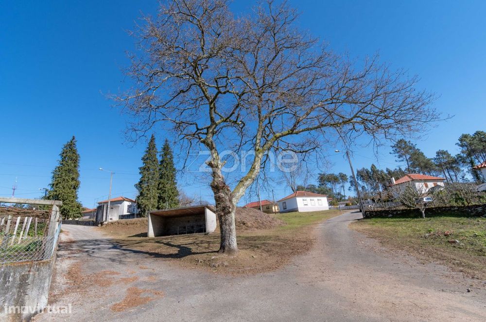 Terreno para construção em Amonde