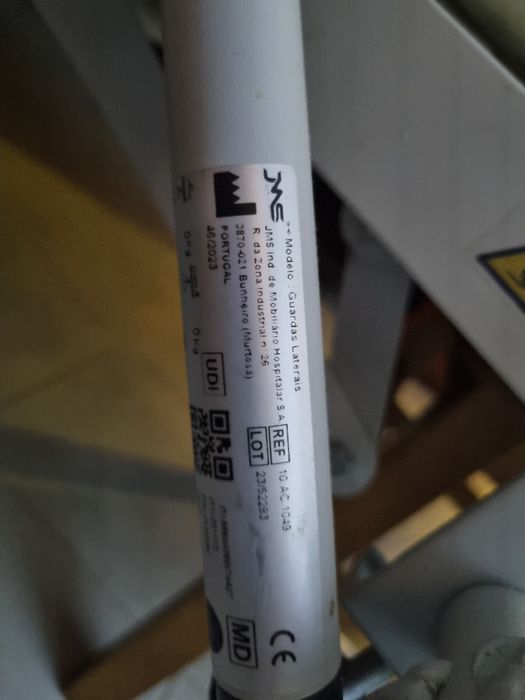 Vendo Cama Articulada elétrica JMS c/ colchão anti escaras
