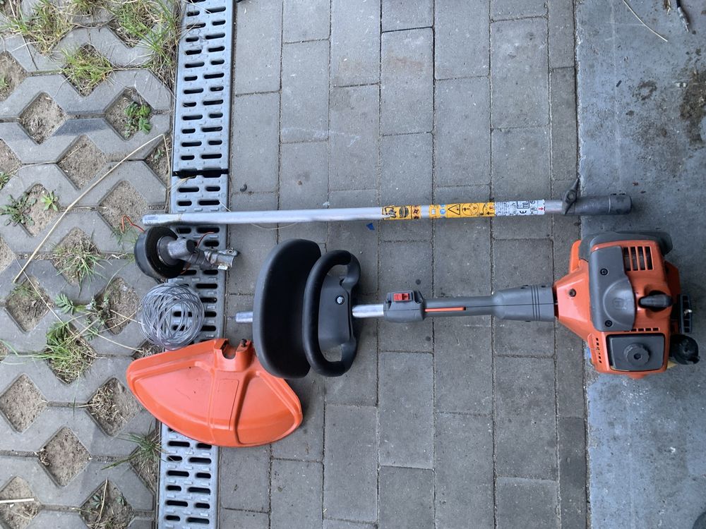 Podkaszarka / nozyce/ dmuchawa Husqvarna 325had55 dziekony wał
