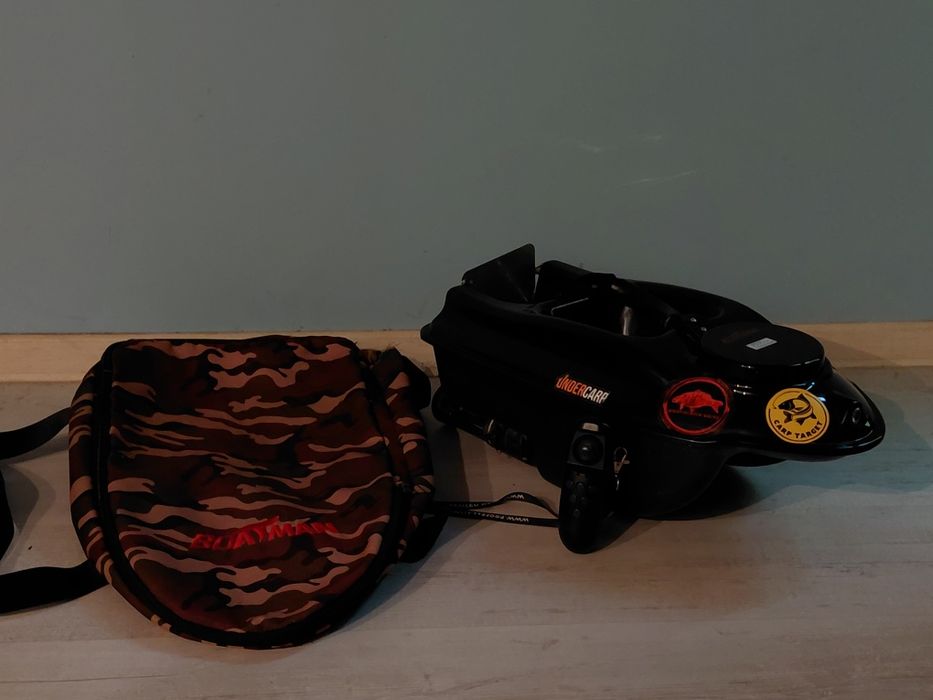 Łodka zanętowa Boatman actor