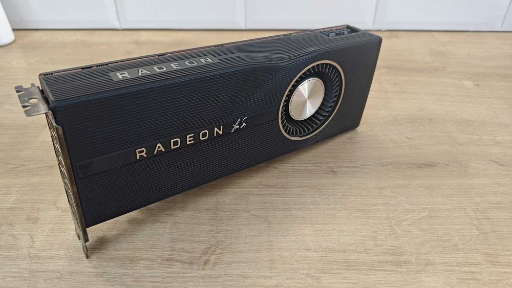 AMD Radeon RX 5700 XT 50th Anniversary на пломбі з коробкою ідеальна