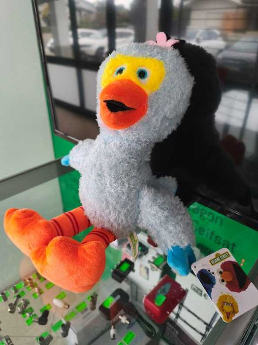 Novidade:Peluche Rua Sésamo Pino 38cm