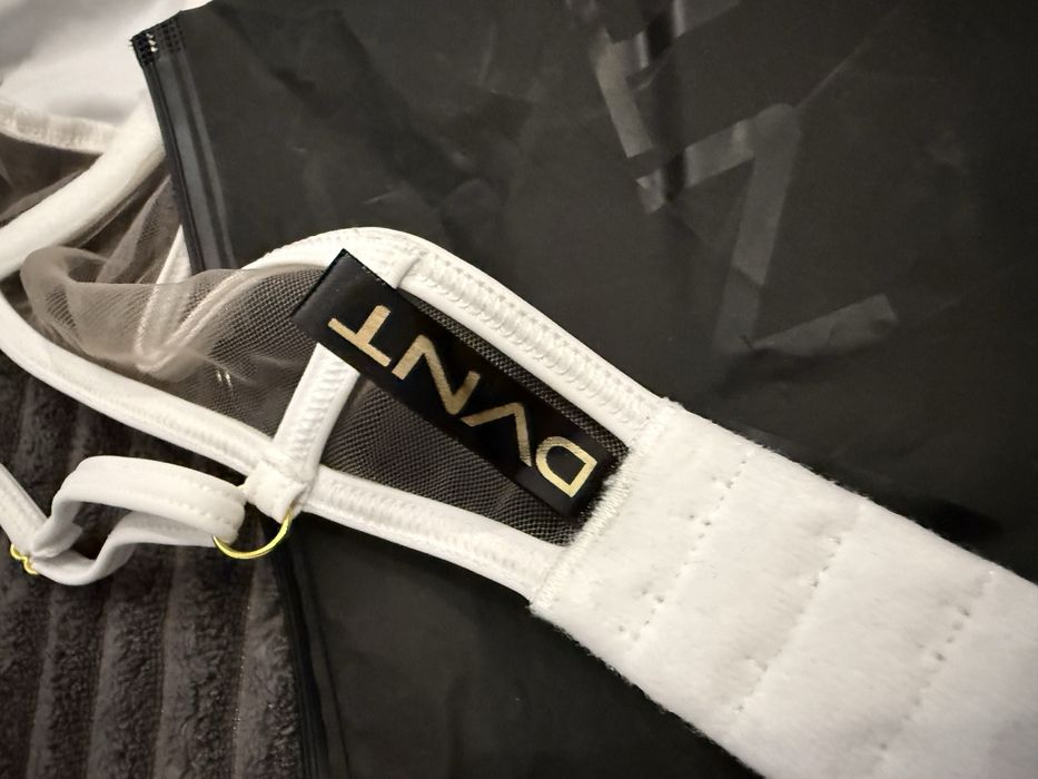 Купальник фірми DVNT