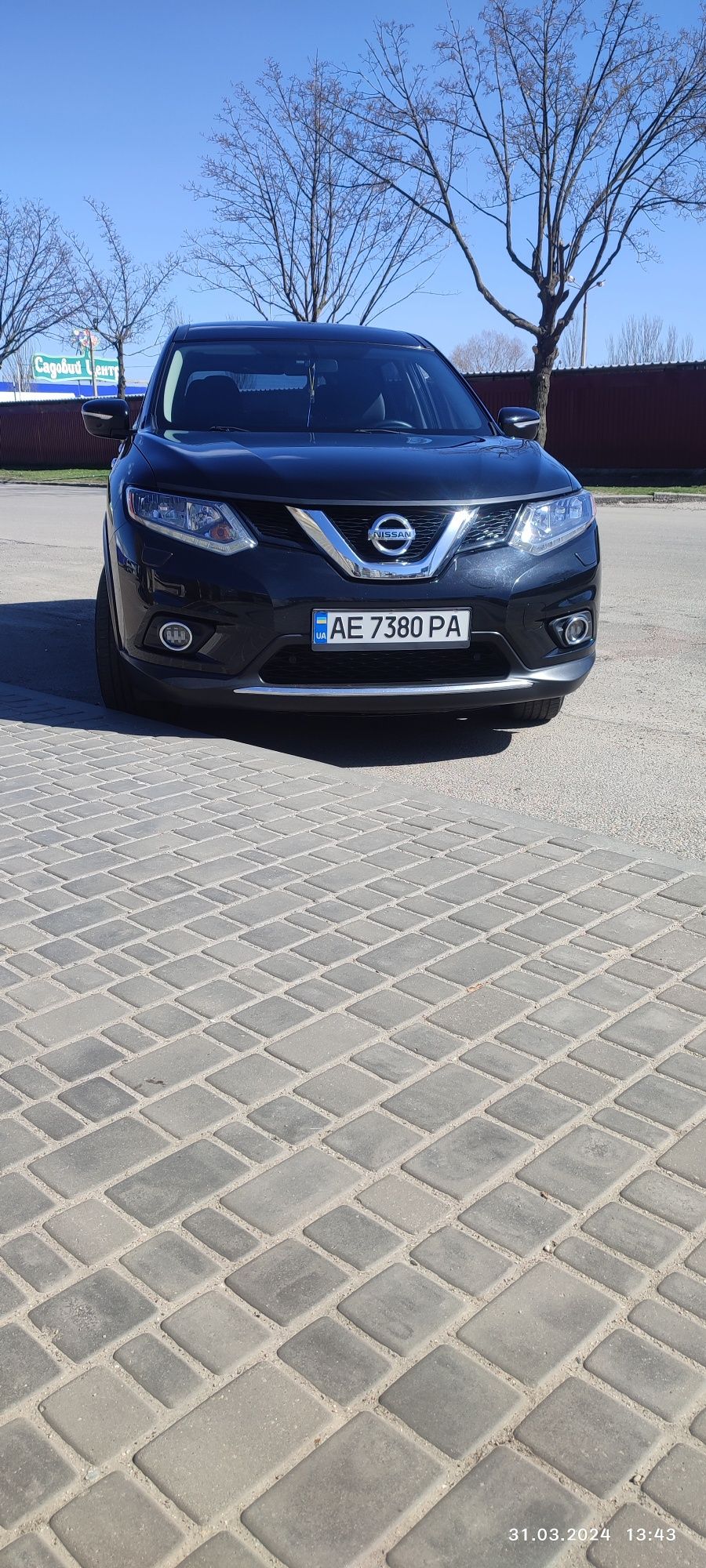 Продам Nissan Rogue