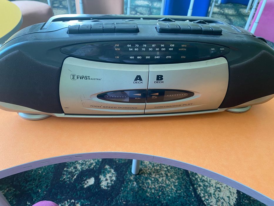 Рабочий магнитофон кассетный