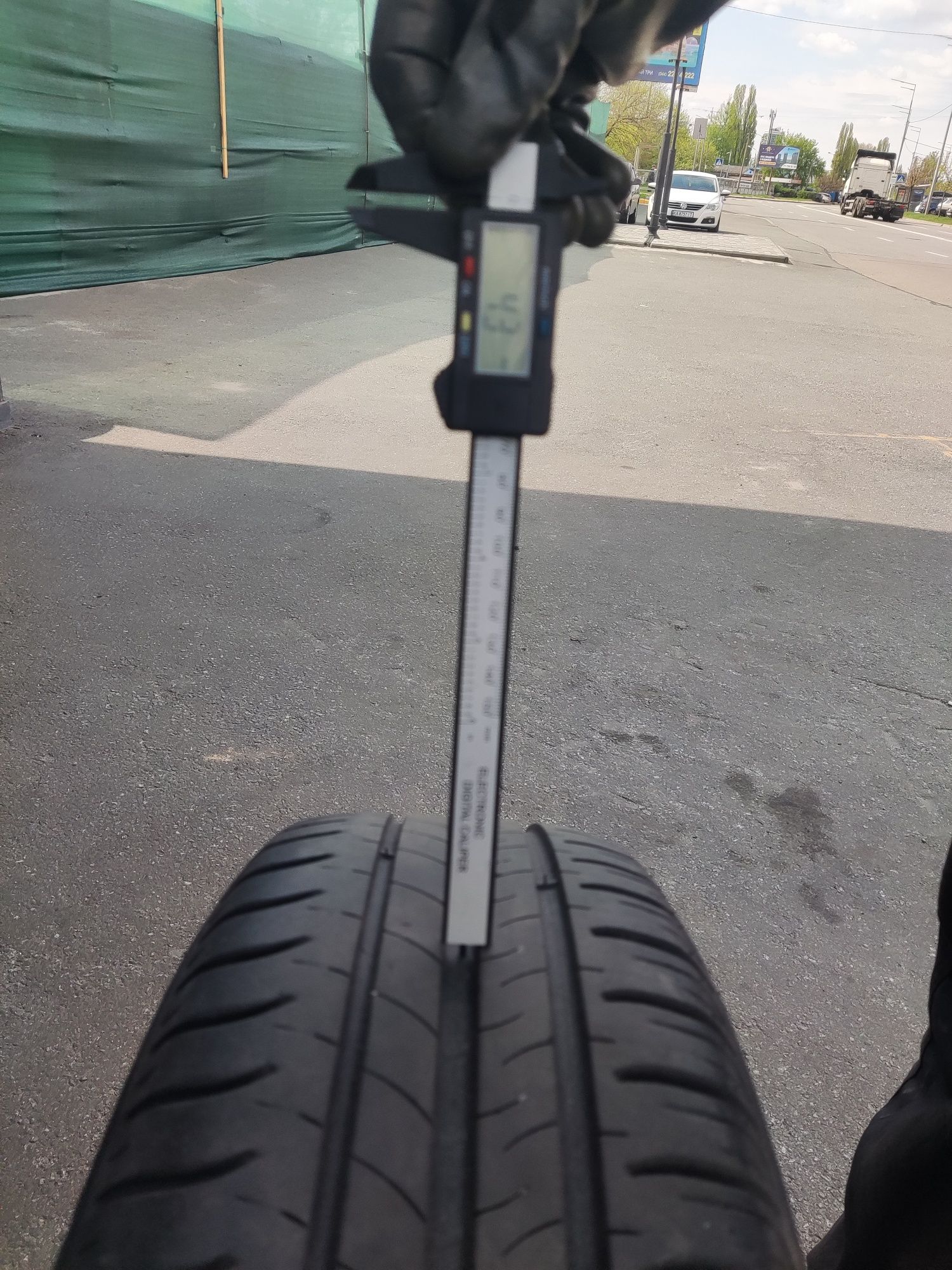 Комплект титанів з резиною Michelin 195/65R15