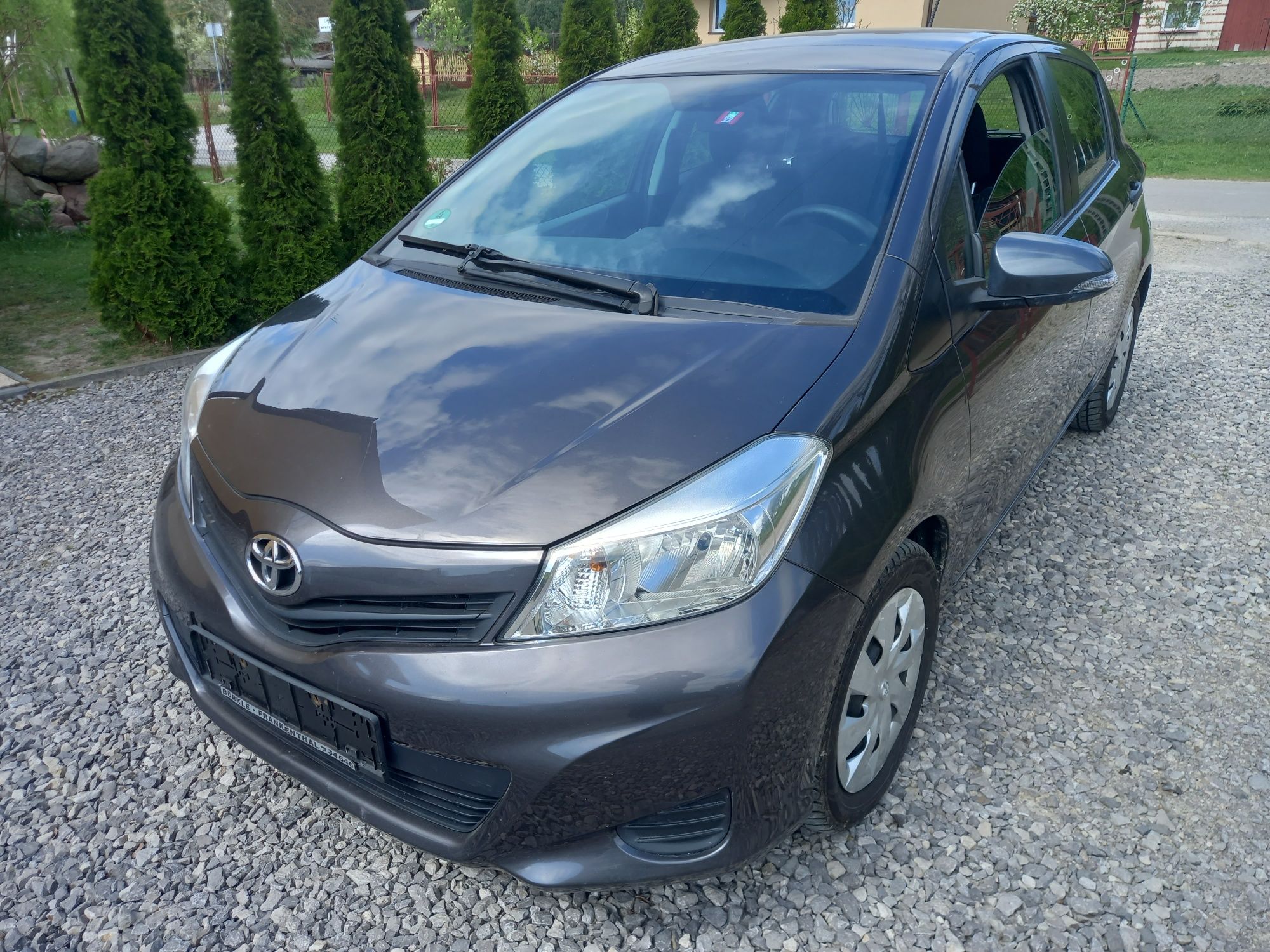 Toyota yaris 1.3 klima 6 biegów