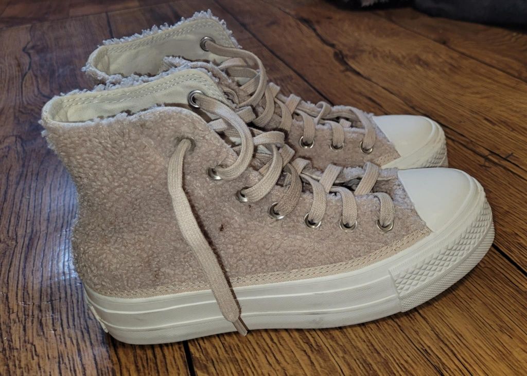 Buty Converse w idealnym stanie brak wad
