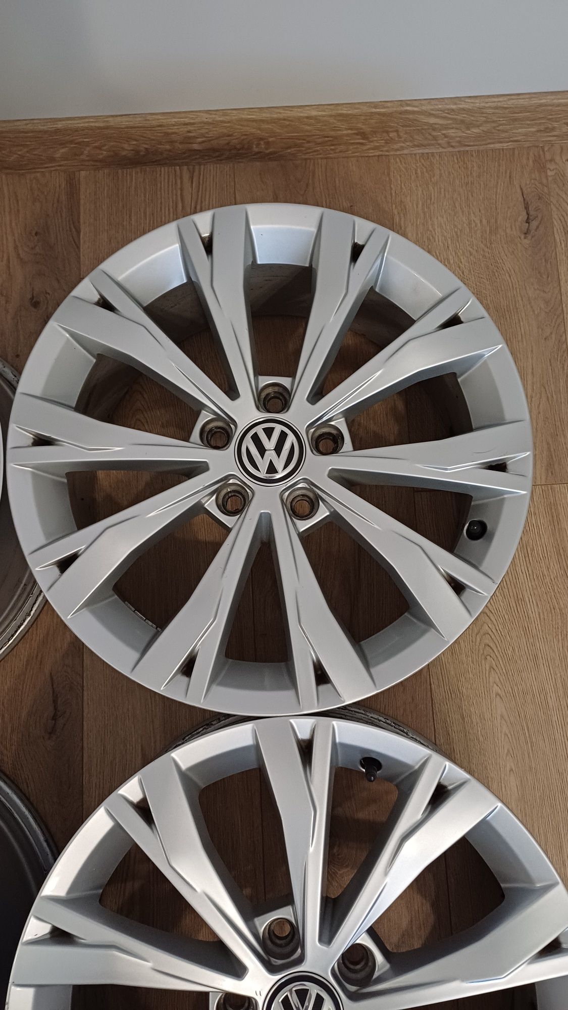 Диски R 17 5/112 Volkswagen Tiguan,Passat,Golf,Jetta,Scirocco,Caddy.