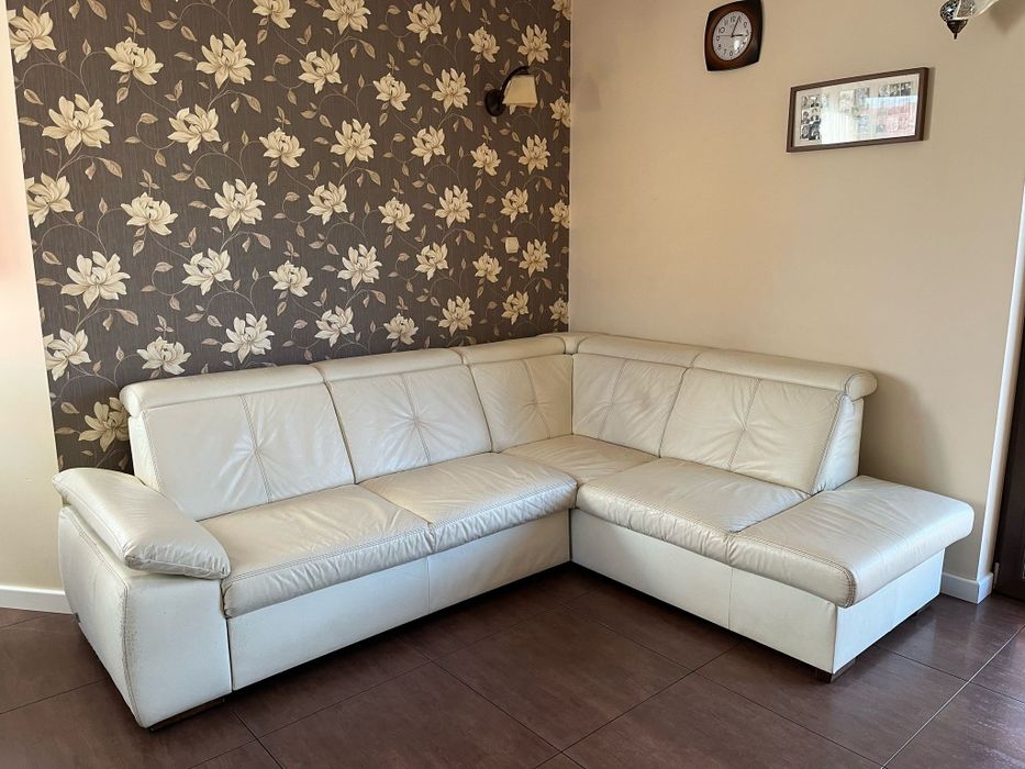 Narożnik ze skóry z funkcją spania
