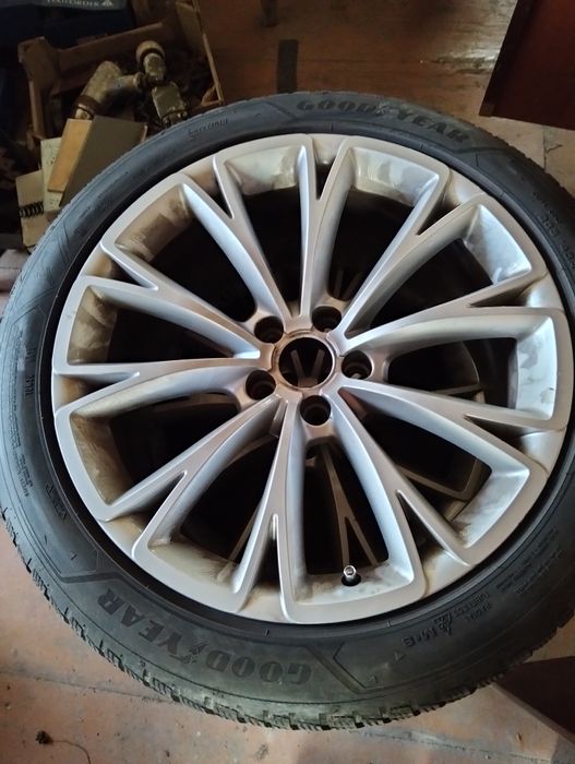 Резина 255/45/19 GOODYEAR UltraGrip Performance 3 104 V