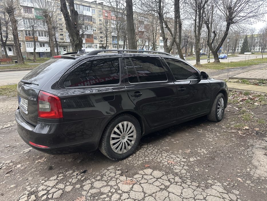 Шкода октавіа A5 невеличкий торг на місці при огляді