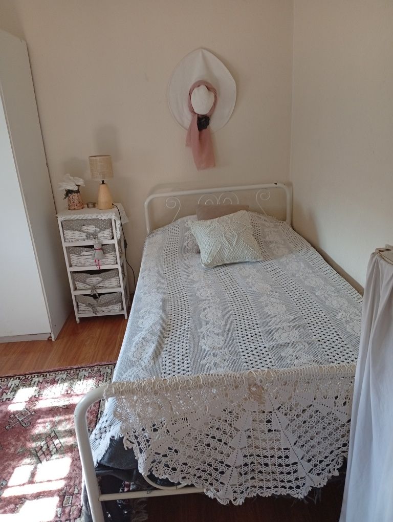 Arrendo Quarto em Queluz
